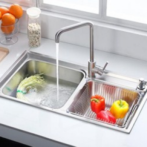 Cách vệ sinh nhà bếp đơn giản và sạch bóng cùng bồn rửa chén inox tân á đại thành